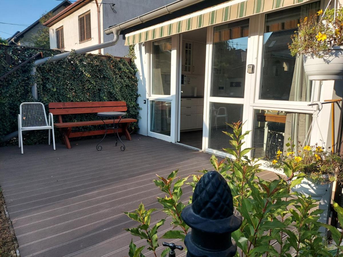 דירות Székesfehérvár 2+2Szemelyes Apartman Kerttel מראה חיצוני תמונה