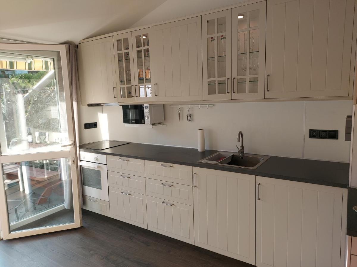דירות Székesfehérvár 2+2Szemelyes Apartman Kerttel מראה חיצוני תמונה